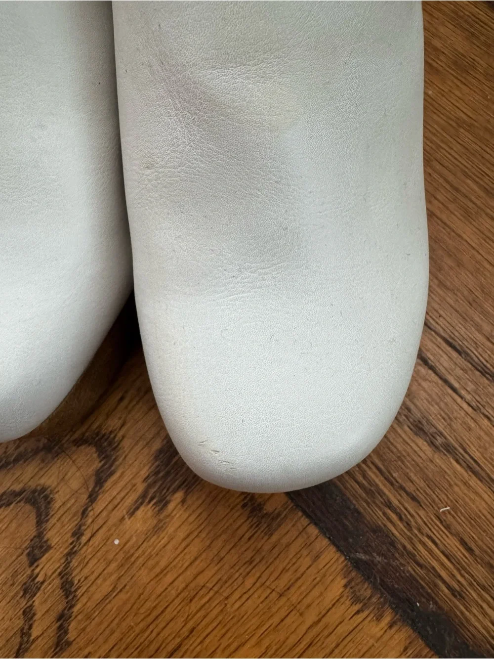 Universal Thread White Slingback Platform Clogs with Tan Wood-Look Heel, size 5